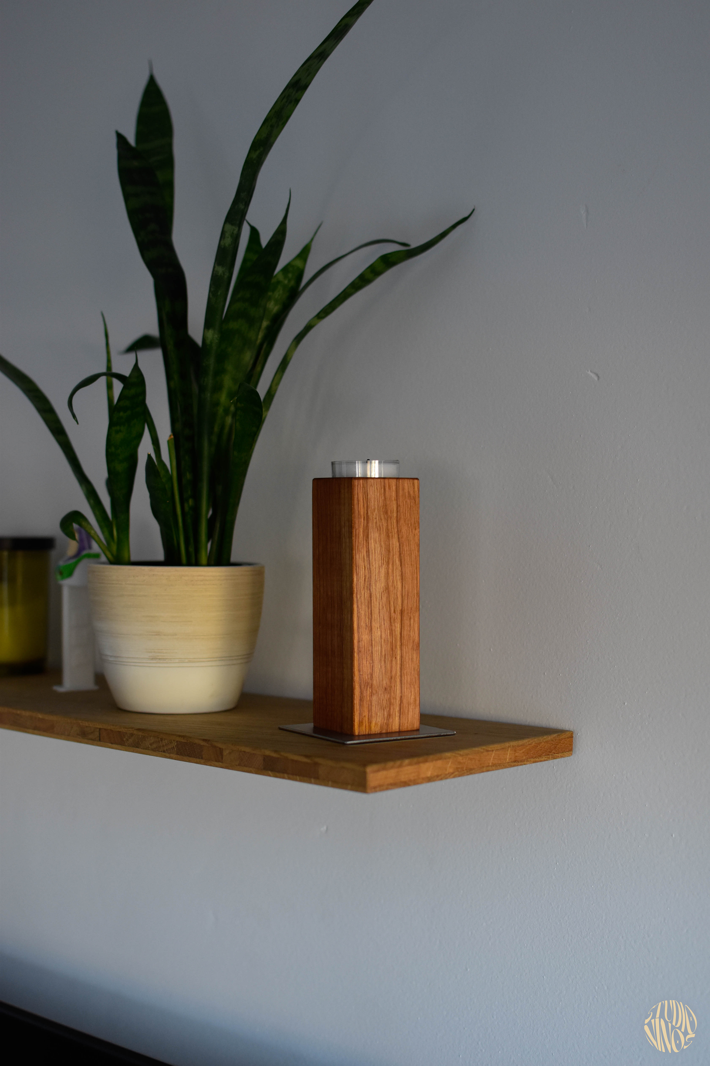 Roow – Dreiteiliges Holzkerzenhalter-Set mit Edelstahlplatte