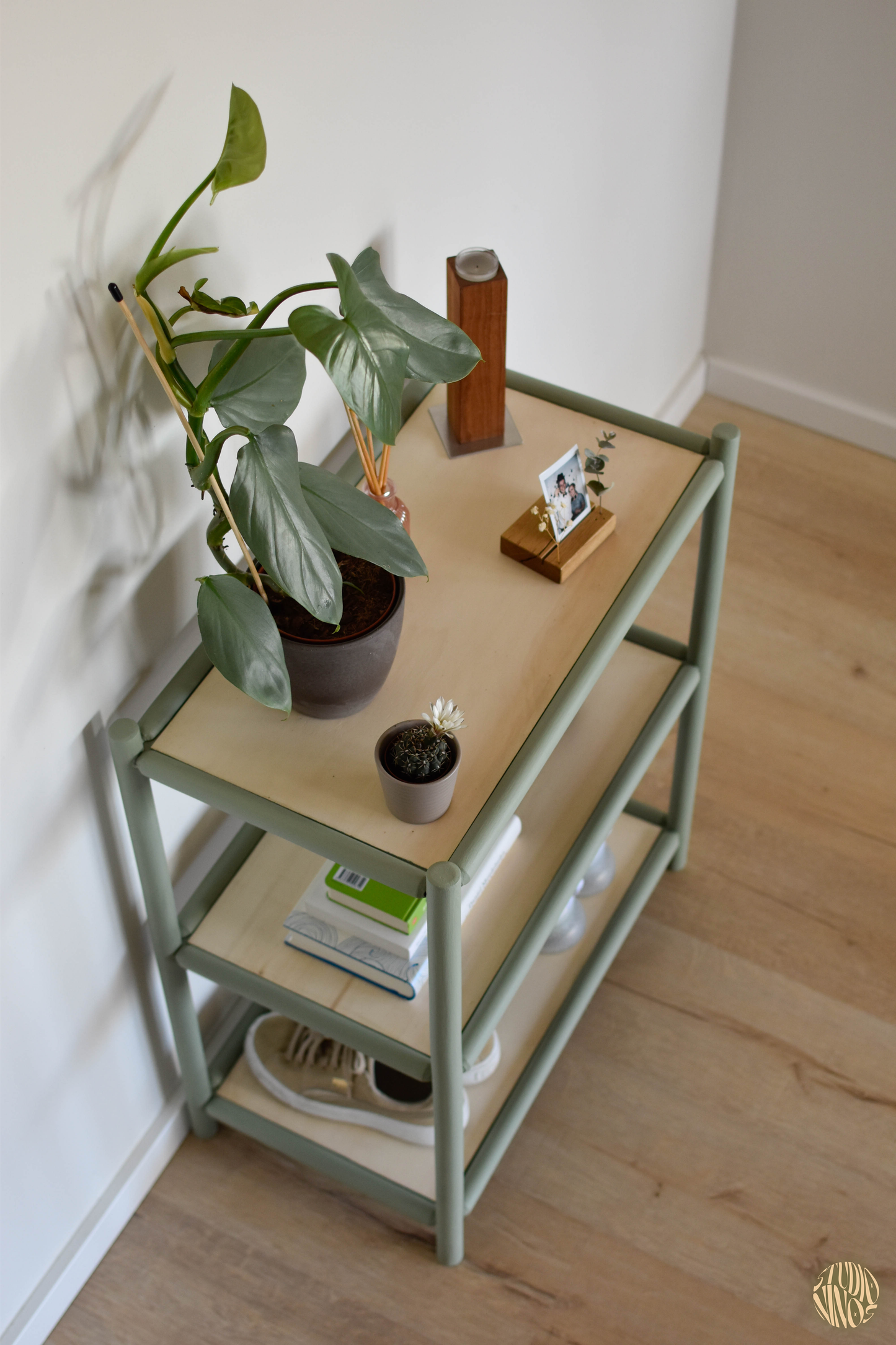 Spring & Summer - Beistellregale – Upgecycelt, farbenfroh & einzigartig