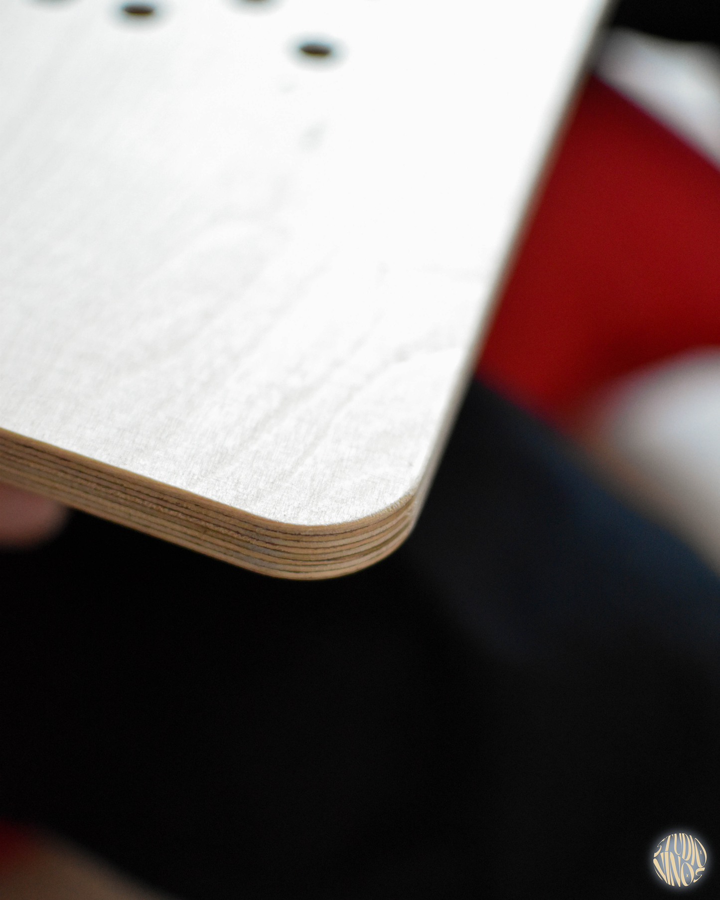Pillow - Laptopunterlage – Minimalistisches Schoßbrett aus Birke-Multiplex