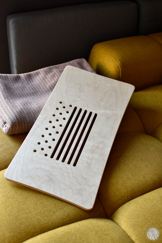 Pillow - Laptopunterlage – Minimalistisches Schoßbrett aus Birke-Multiplex